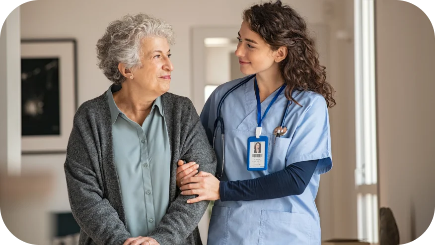 une personne et une personne qui parle